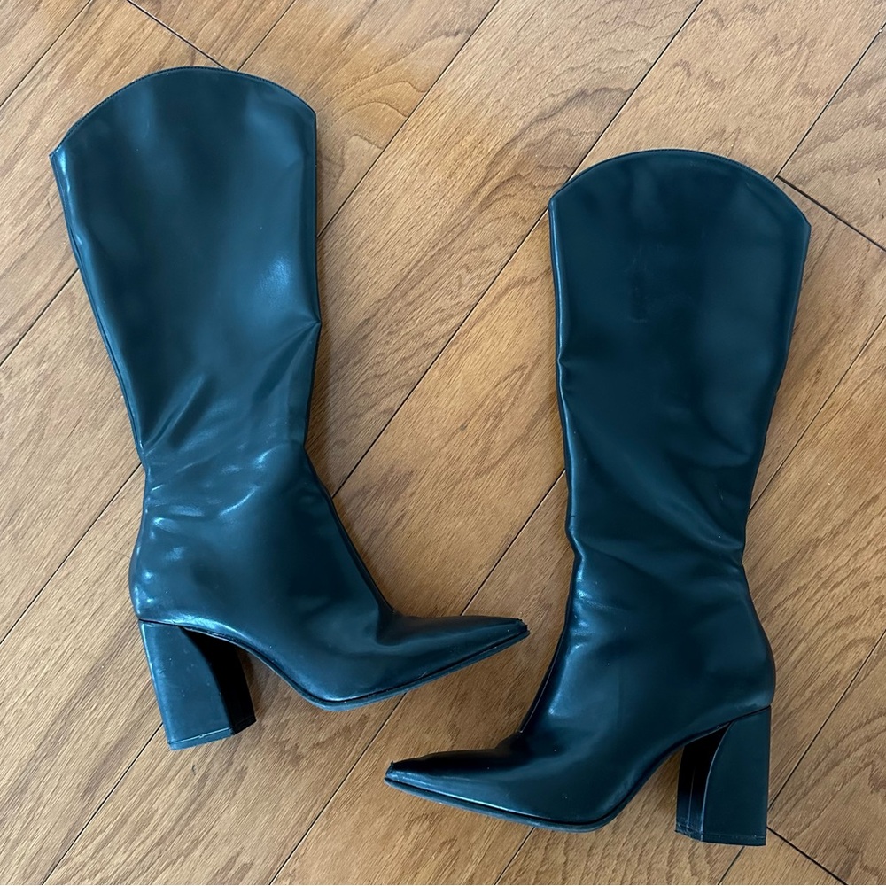 Black Women's Knee-High Boots